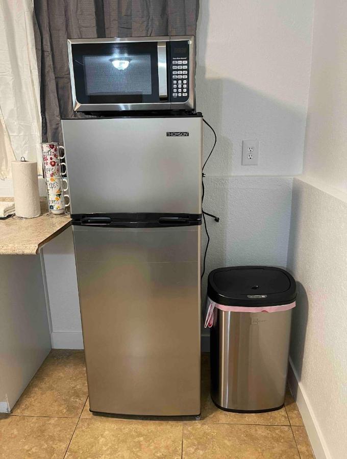 Cozy Studio…With Private Entrance Las Vegas Exterior photo